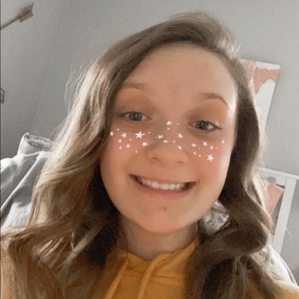 Meet your Posher, Hannah